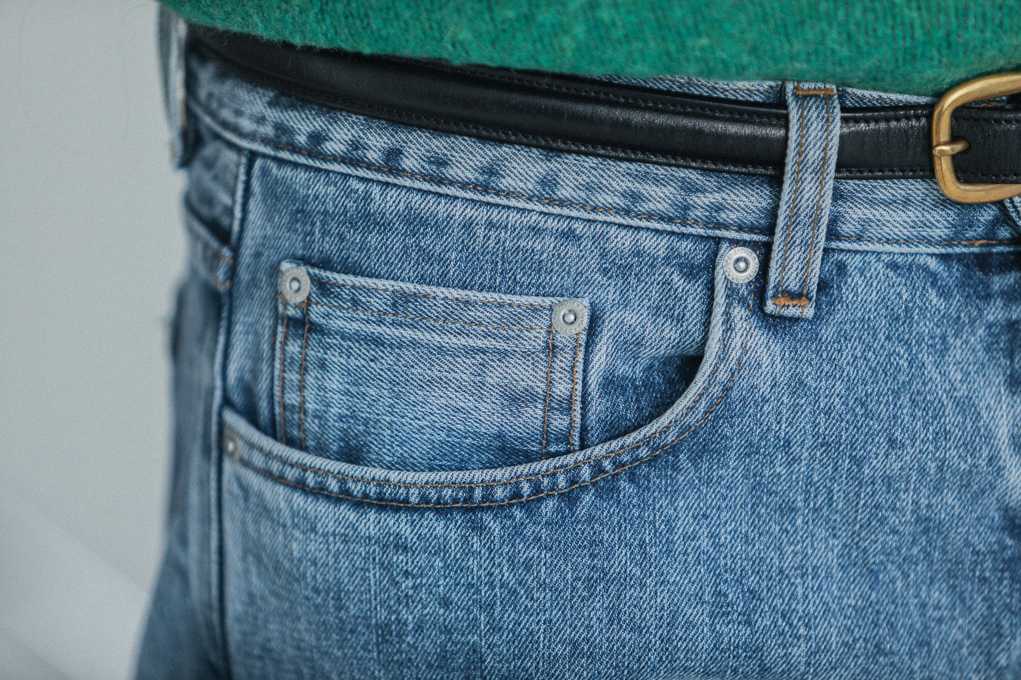 Jean Selvedge Blue Bleached - Tapered Fit